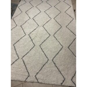 Ruggable Low Shag Washable Area Rug 6 X 9 Minimalist white grey abstract